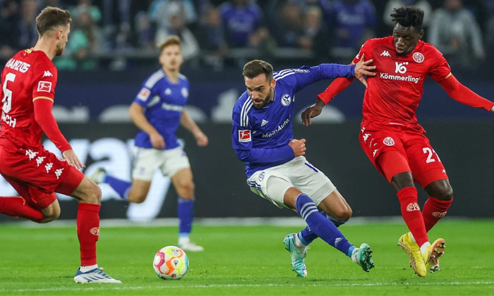 Soi kèo phạt góc Mainz vs Schalke 04: 1h30 ngày 6/5