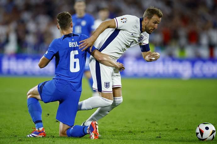 Soi kèo thẻ phạt Anh vs Slovakia, 23h ngày 30/6