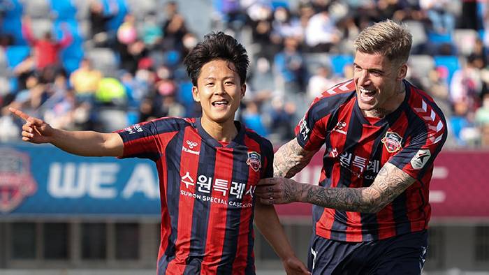 Nhận định, soi kèo Gimcheon Sangmu vs Suwon FC, 17h30 ngày 9/7: Giữ vững ngôi đầu