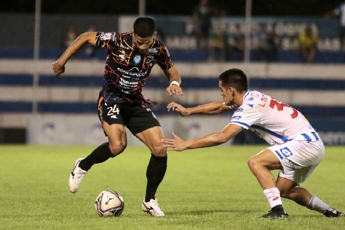 Nhận định, soi kèo 12 de Octubre vs Sportivo Trinidense, 3h30 ngày 21/8: Đương đầu với sóng gió