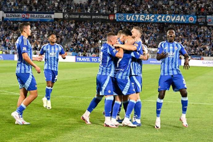 Nhận định, soi kèo Slovan vs APOEL, 1h30 ngày 8/8: Lợi thế lượt đi