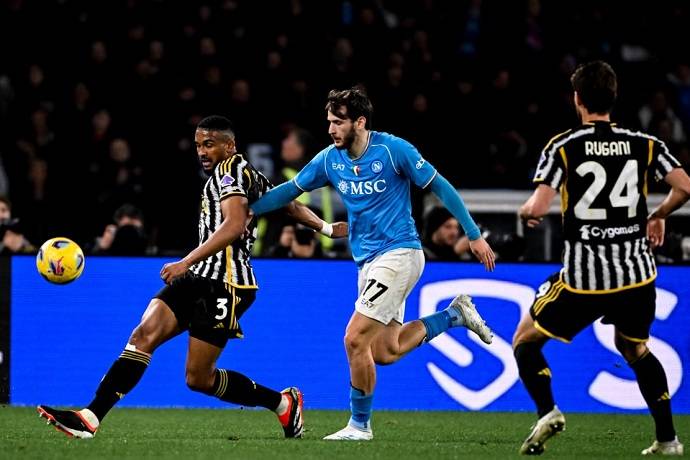 Siêu máy tính dự đoán Napoli vs Juventus, 0h00 ngày 26/1