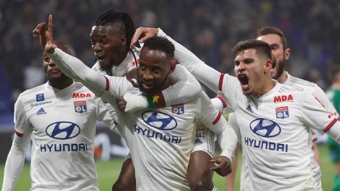 Soi kèo góc Lyon vs Basel, 23h45 ngày 23/10 