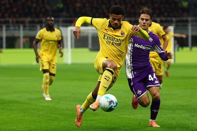 Siêu máy tính dự đoán AC Milan vs Pisa, 1h45 ngày 25/10 - Ảnh 1