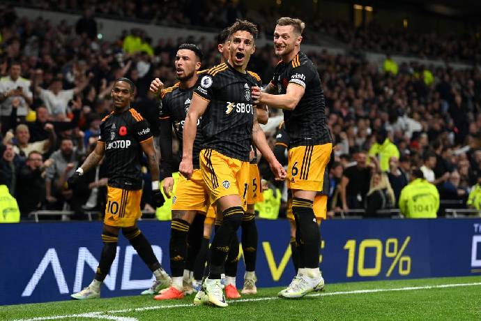 Soi kèo góc Leeds United vs Tottenham, 18h30 ngày 04/10