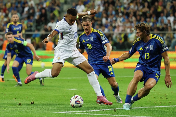 Siêu máy tính dự đoán Pháp vs Ukraine, 2h45 ngày 14/11 - Ảnh 1