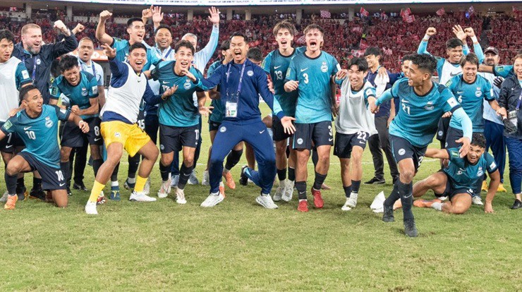 Singapore lần đầu tiên giành vé dự Asian Cup sau màn lội ngược dòng cảm xúc