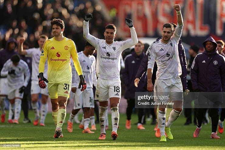 Hành trình 5 vòng sắp tới: Đối thủ gặp khó, cửa vào top 4 của MU rực sáng