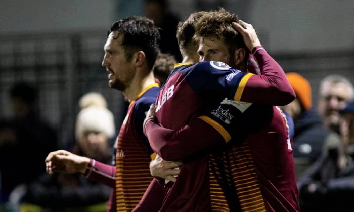 Nhận định, soi kèo Barry Town United vs Cardiff Metropolitan University, 19h00 ngày 26/12: Tin vào Barry Town United