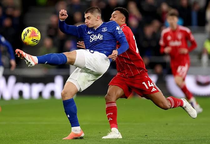 Siêu máy tính dự đoán Nottingham vs Everton, 2h30 ngày 31/12