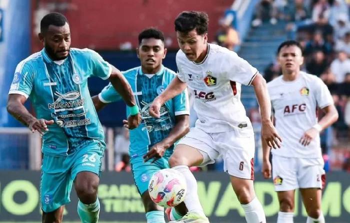 Nhận định, soi kèo PSBS Biak Numfor vs Persik Kediri, 15h30 ngày 21/2: Tiếp tục gieo sầu