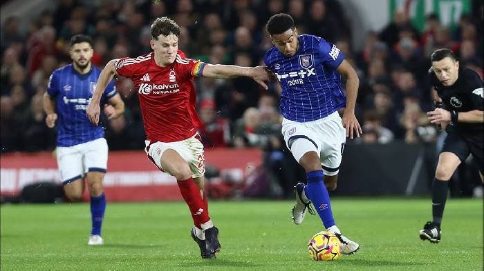 Siêu máy tính dự đoán Ipswich vs Nottingham, 22h00 ngày 15/3