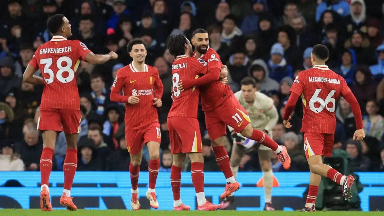 Liverpool không cần chờ tới cuối tuần để vô địch: Dàn sao tổ chức tiệc đêm thứ Tư