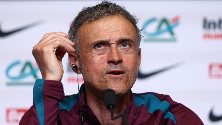 HLV Enrique nhắm "ăn 5" với PSG, tuyên bố Dembele xứng đáng Quả bóng vàng