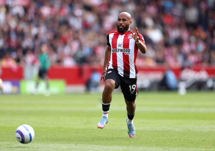 "Vua tốc độ" Ngoại hạng Anh: Hàng công MU soán ngôi Man City nếu có Mbeumo