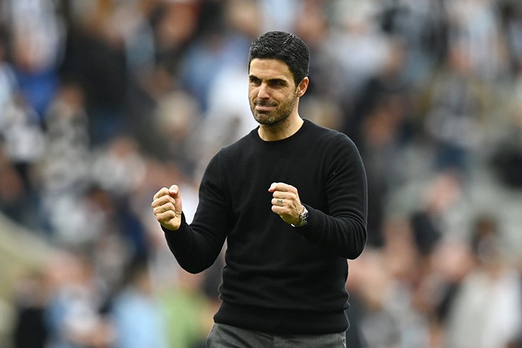 Arteta đón tin vui: 2 tân binh Gyokeres, Zubimendi sẵn sàng "xé lưới" MU