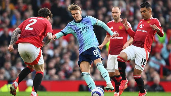 Soi kèo góc MU vs Arsenal, 22h30 ngày 17/8
