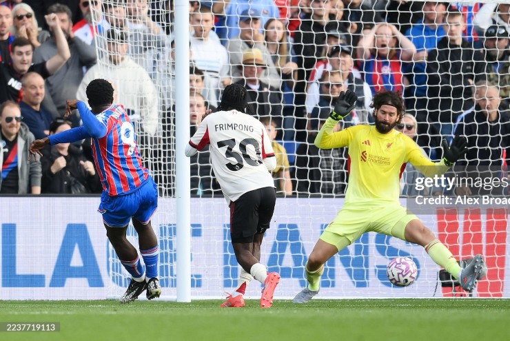Giải mã trận thua của Liverpool trước Crystal Palace: Đi đêm lắm có ngày gặp ma