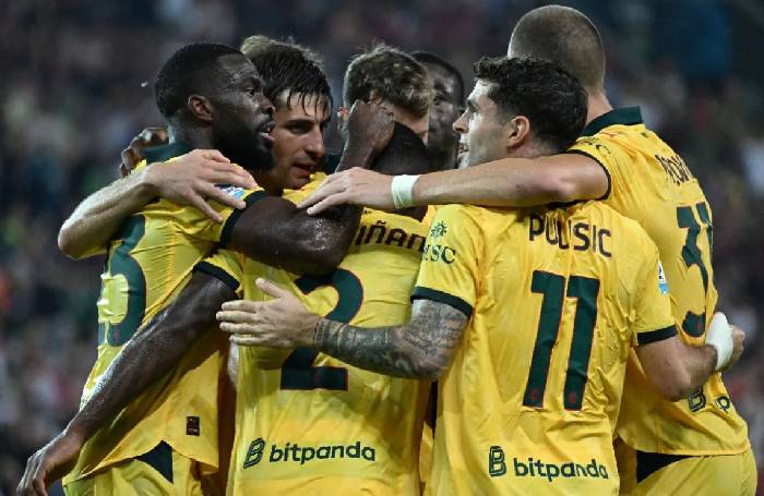 Soi kèo góc AC Milan vs Napoli, 01h45 ngày 29/9