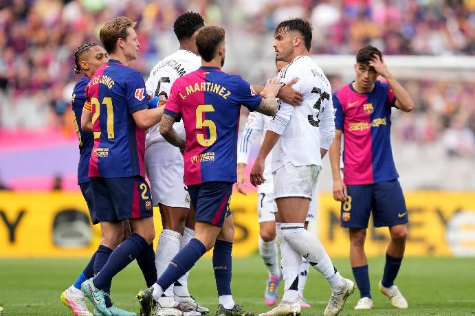 Siêu máy tính dự đoán Barcelona vs Real Madrid, 2h00 ngày 12/1