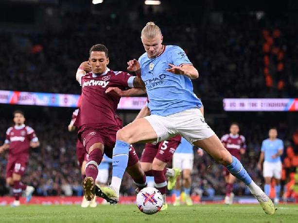 Siêu máy tính dự đoán West Ham vs Man City, 3h00 ngày 15/3