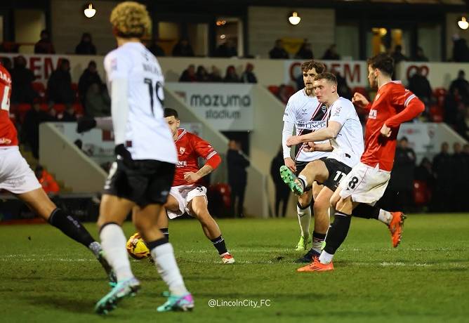 Nhận định, soi kèo Huddersfield vs Lincoln City, 2h45 ngày 18/3: Thăng hạng sớm