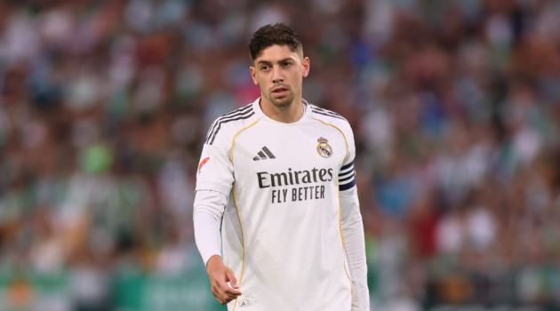 Tham vọng chiêu mộ Valverde khẳng định vị thế của Manchester United