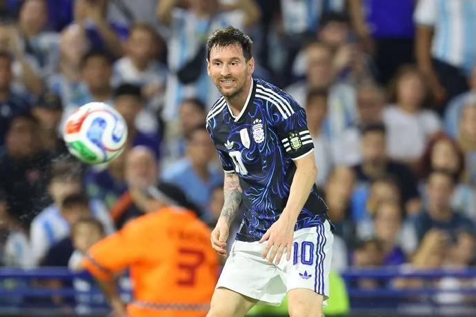 Nhận định soi kèo thẻ phạt Argentina vs Algeria, 8h00 ngày 17/6