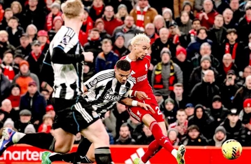 Nhận định Newcastle vs Liverpool, 22h30. ngày 23/08: Khách lấn át chủ nhà